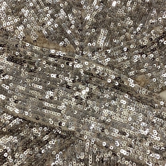 AQUA
V Neck Long Sleeve Cutout Sequin Dress - 100% Exclusive - Picture 14 of 15